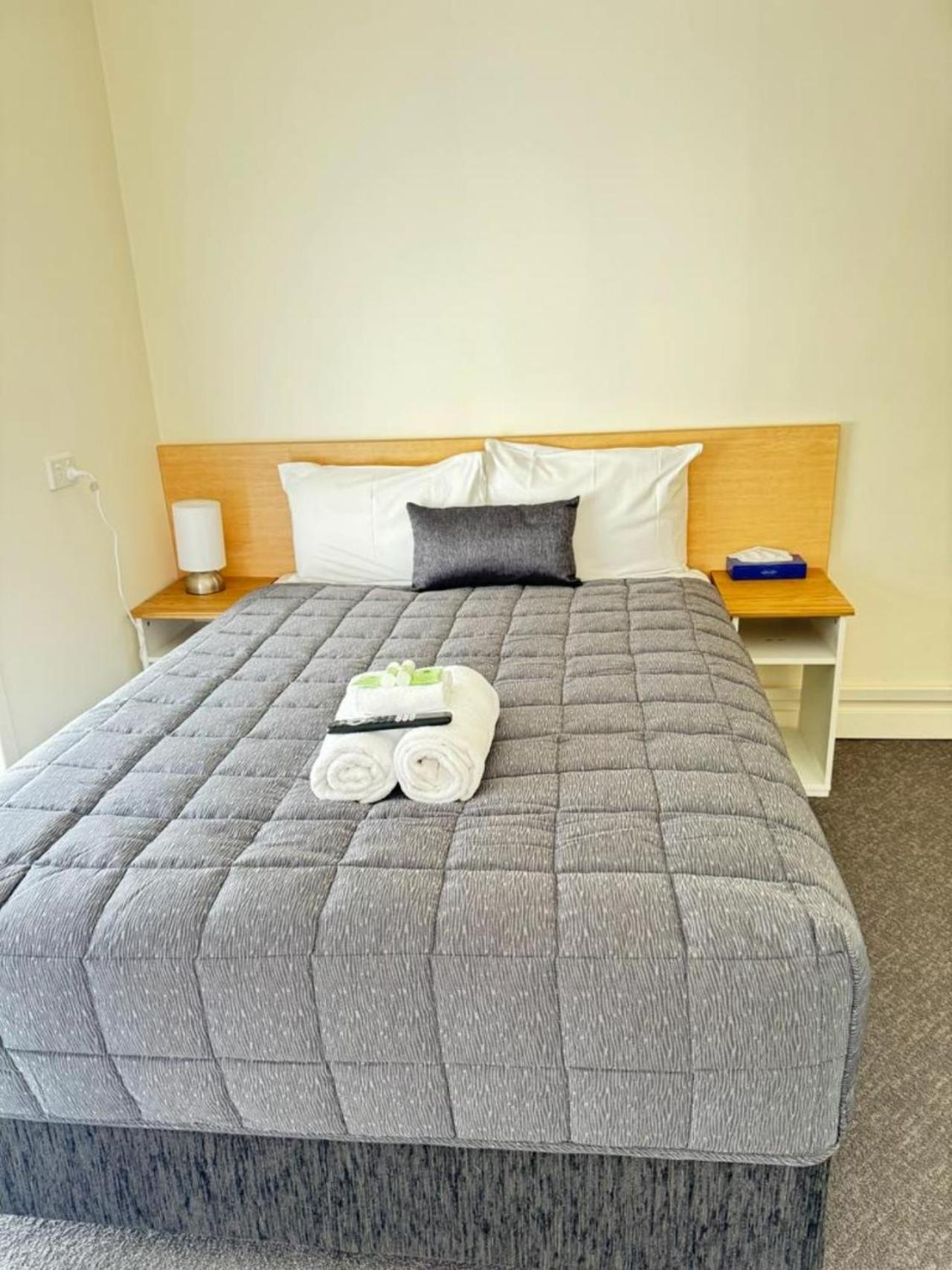 Twin City Motor Inn Водонга Екстер'єр фото